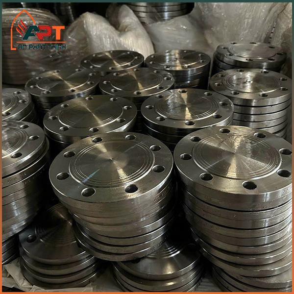Mặt bích thép rèn